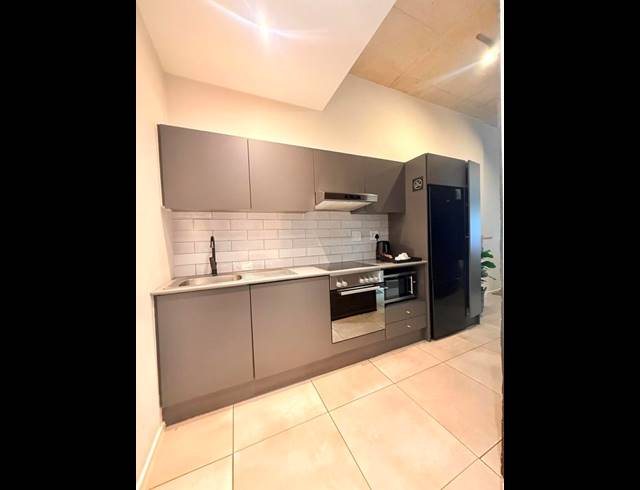 1 BEDROOM APARTMENT FOR SALE IN SANDOWN